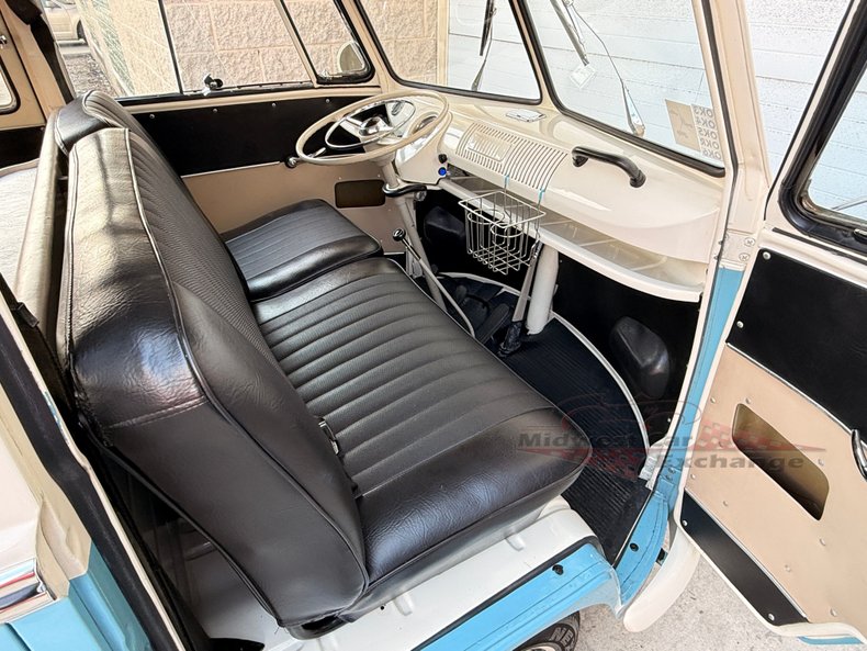 1973 volkswagen type 2 6 door bus