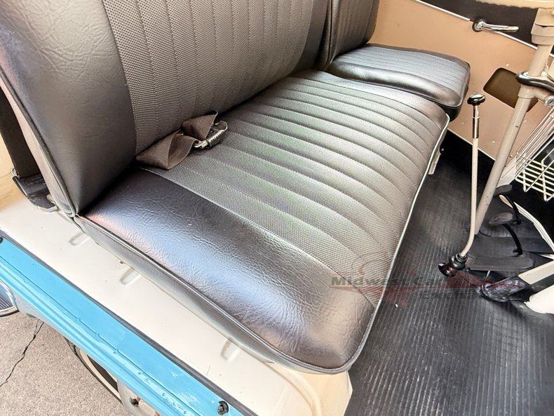 1973 volkswagen type 2 6 door bus