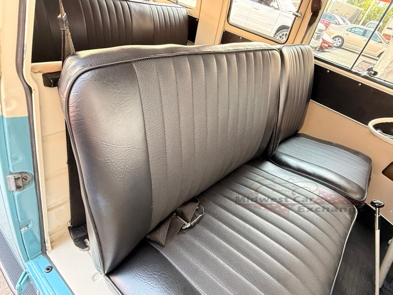 1973 volkswagen type 2 6 door bus