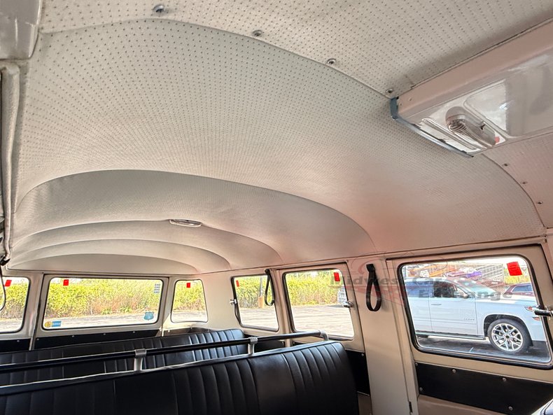 1973 volkswagen type 2 6 door bus