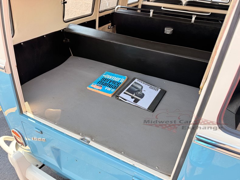 1973 volkswagen type 2 6 door bus