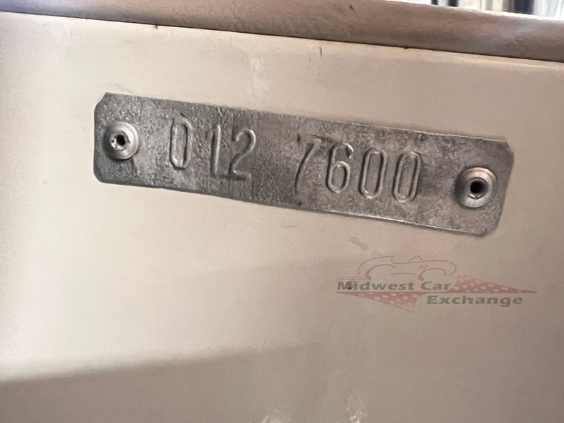 1973 volkswagen type 2 6 door bus