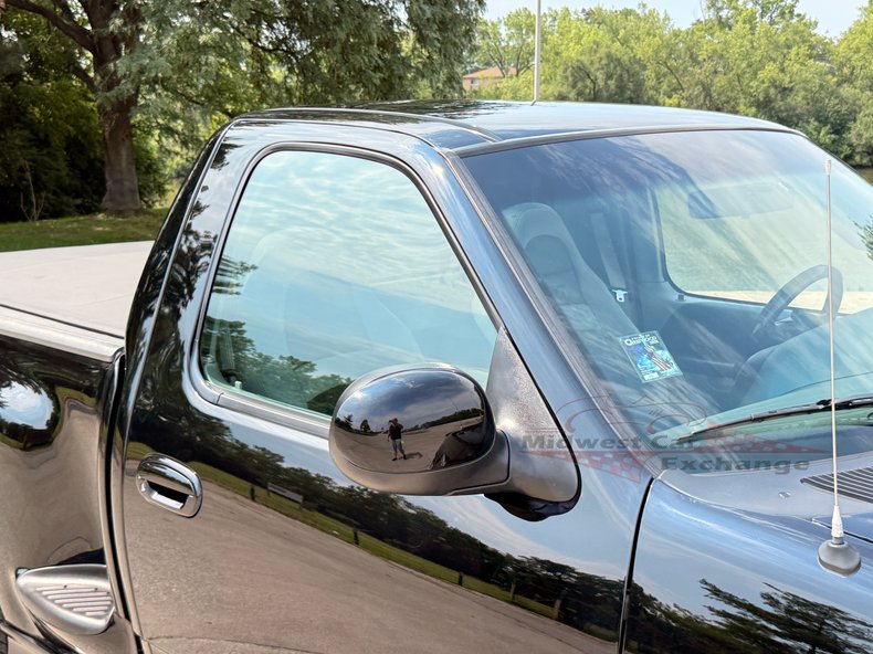 2001 ford lightning f 150 svt