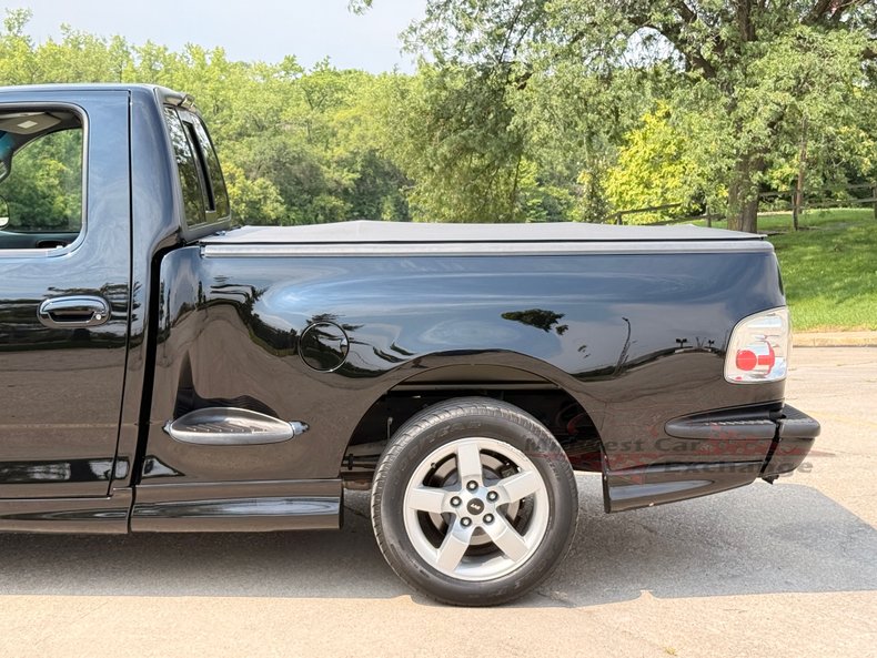 2001 ford lightning f 150 svt