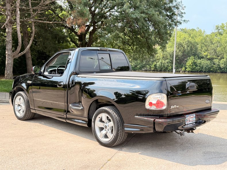 2001 ford lightning f 150 svt
