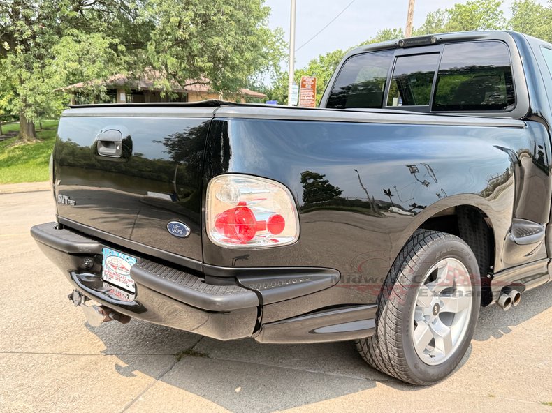 2001 ford lightning f 150 svt