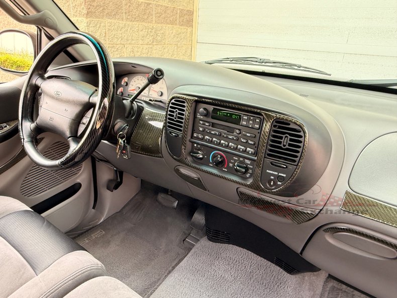 2001 ford lightning f 150 svt