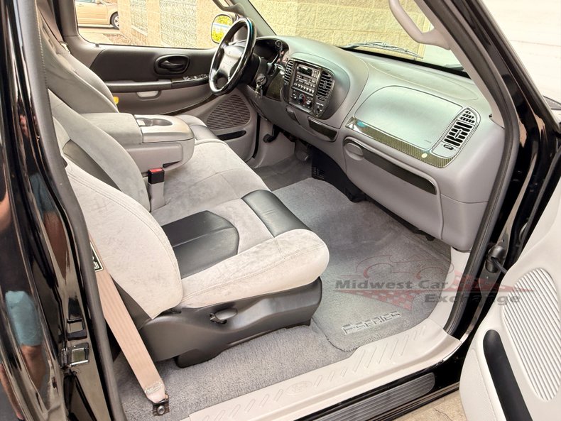 2001 ford lightning f 150 svt