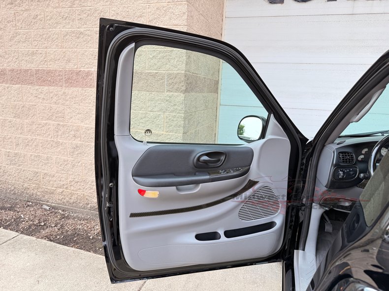 2001 ford lightning f 150 svt