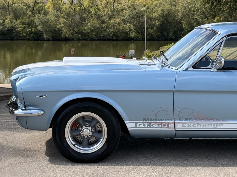 1965 ford mustang