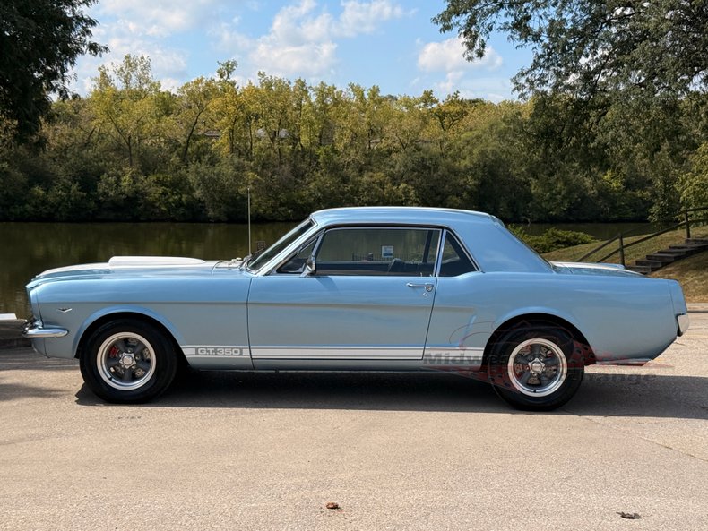1965 ford mustang