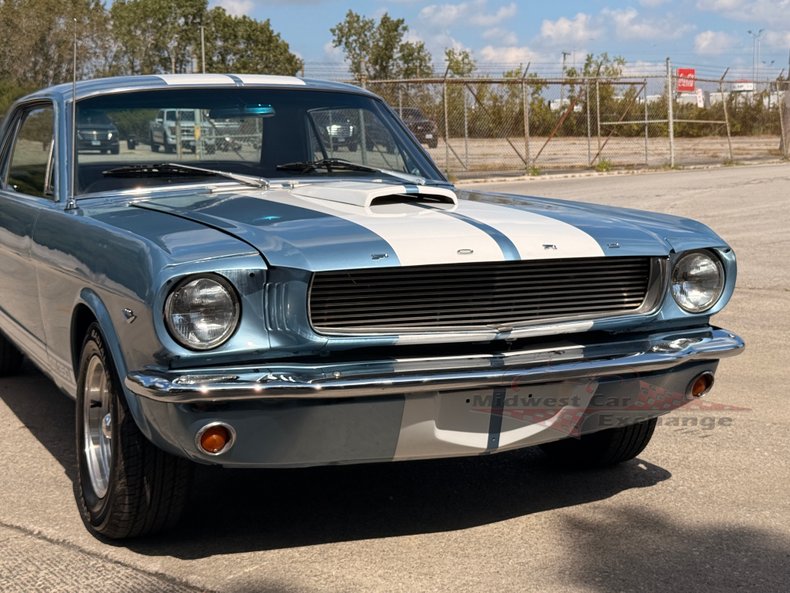 1965 ford mustang