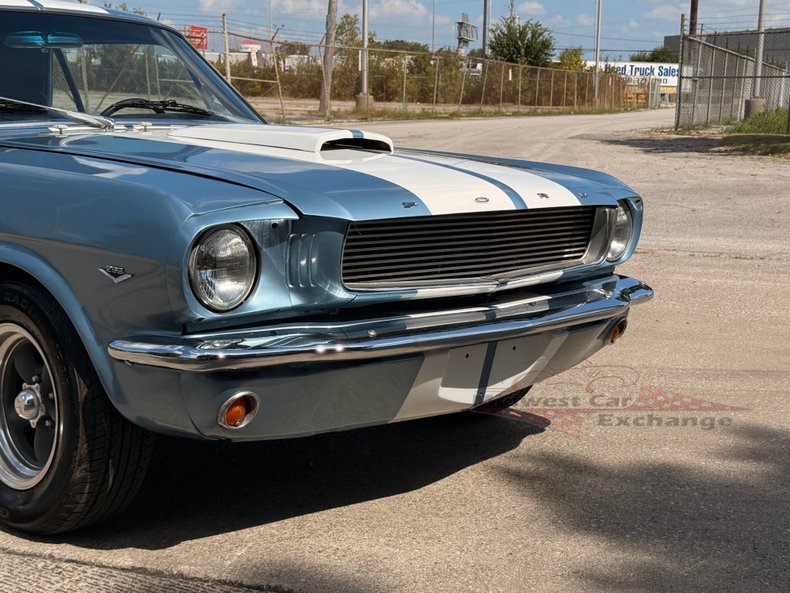 1965 ford mustang