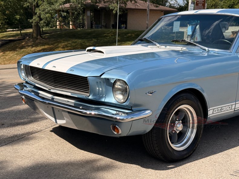 1965 ford mustang