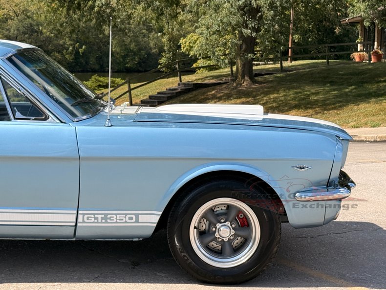 1965 ford mustang