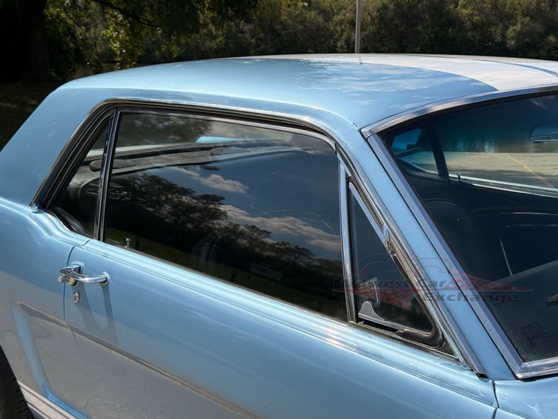 1965 ford mustang