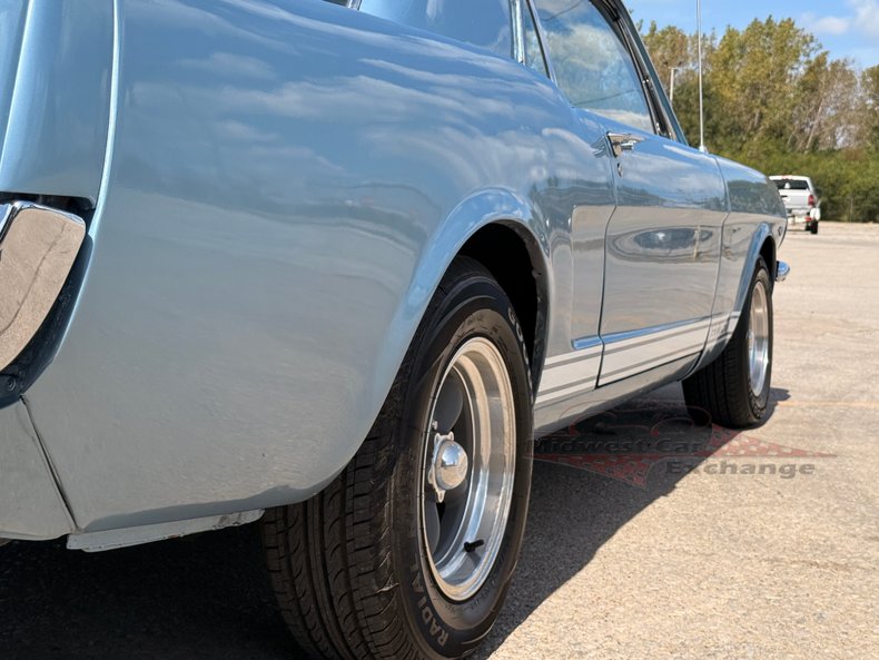 1965 ford mustang