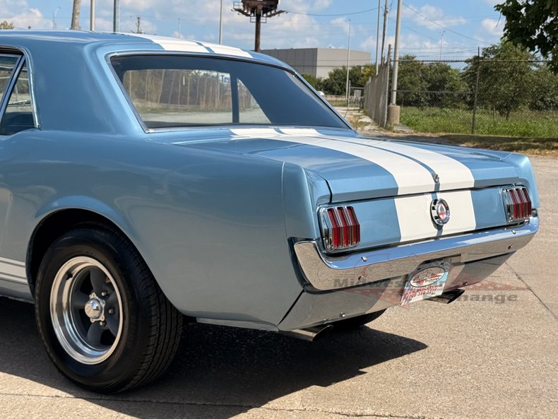1965 ford mustang