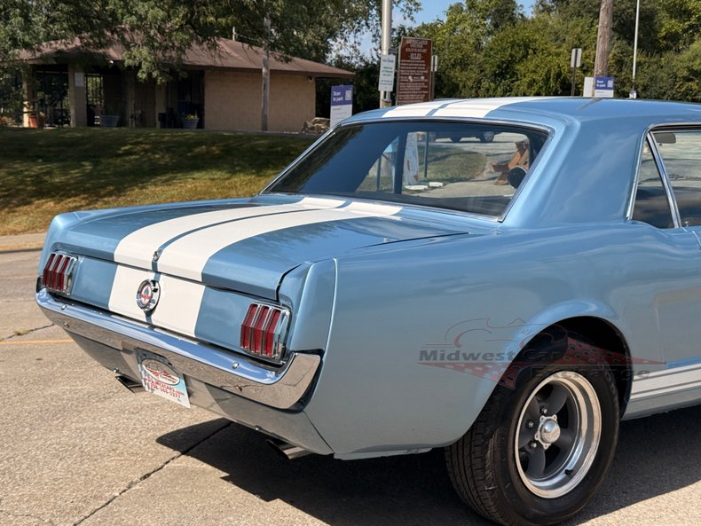 1965 ford mustang