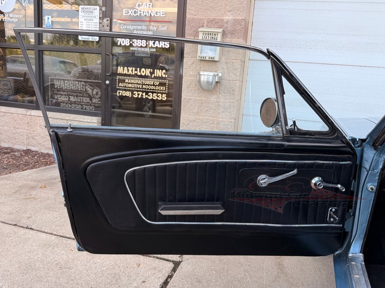 1965 ford mustang