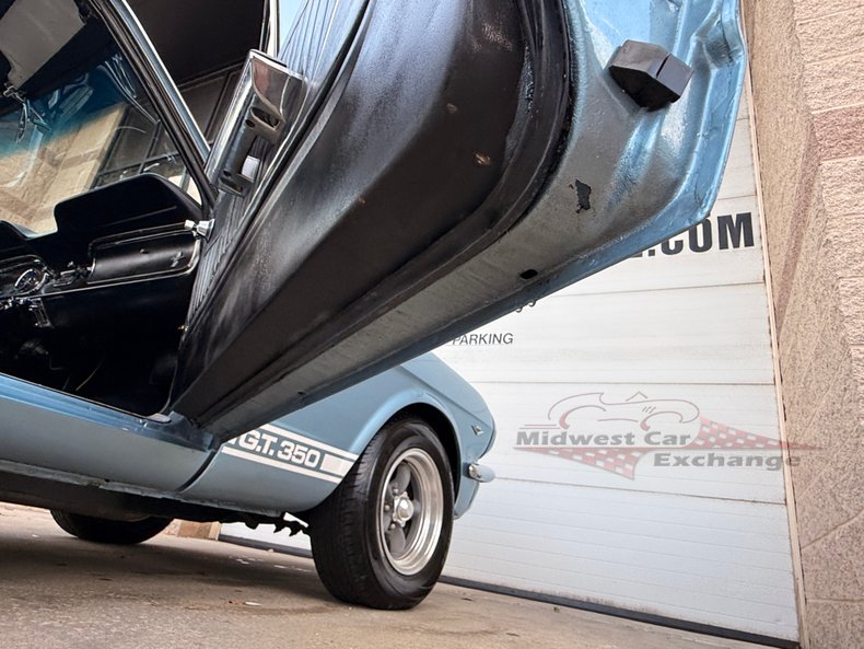 1965 ford mustang