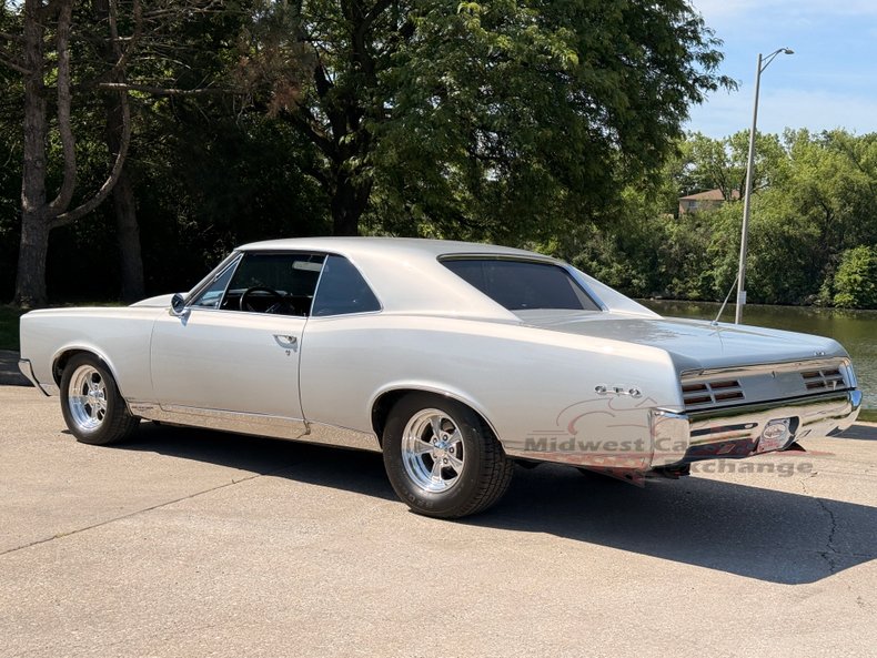 1967 pontiac gto