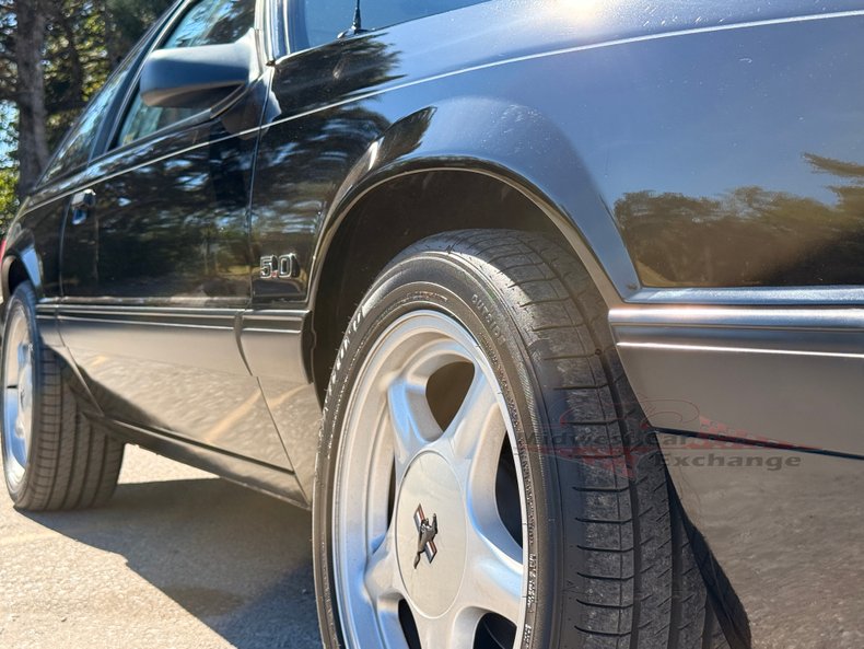 1990 ford mustang lx