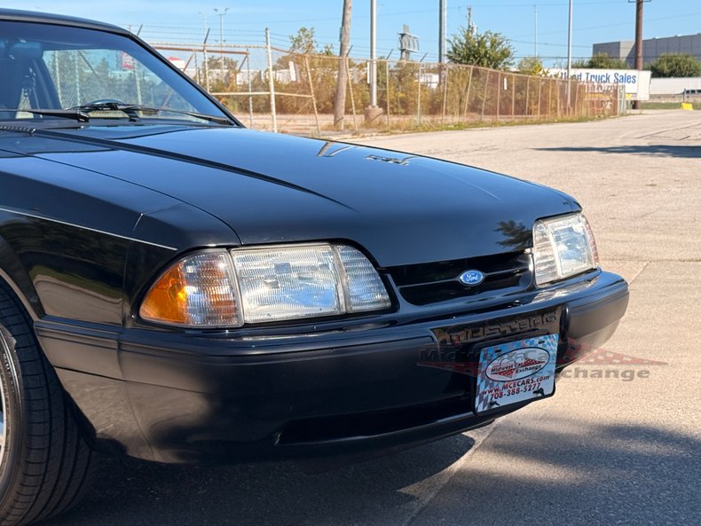 1990 ford mustang lx