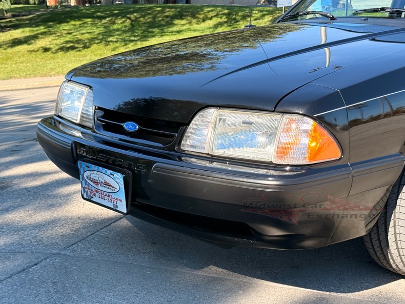 1990 ford mustang lx