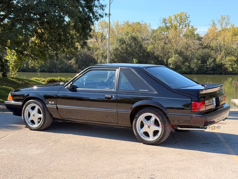 1990 ford mustang lx