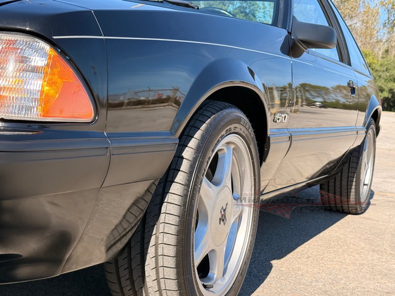 1990 ford mustang lx