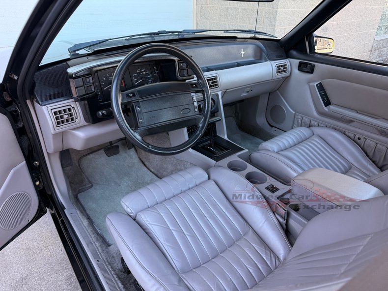 1990 ford mustang lx