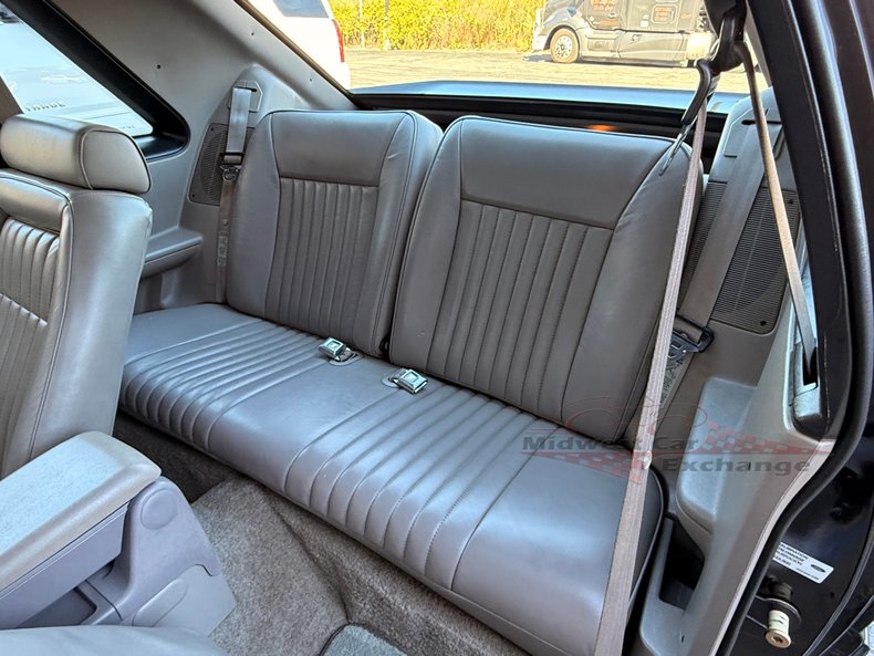 1990 ford mustang lx