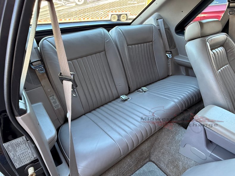 1990 ford mustang lx