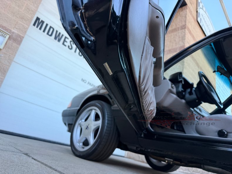 1990 ford mustang lx