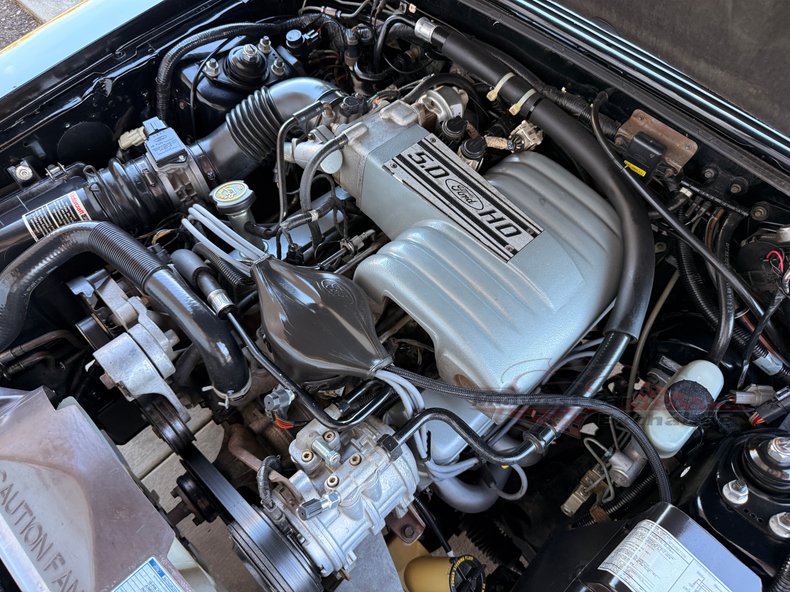 1990 ford mustang lx