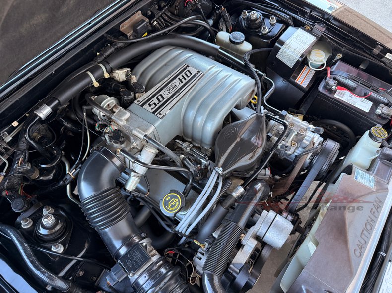 1990 ford mustang lx