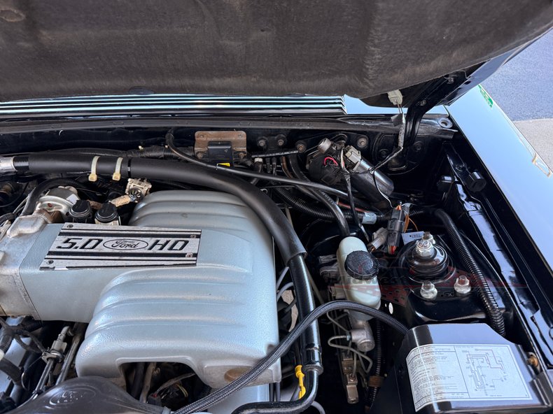1990 ford mustang lx