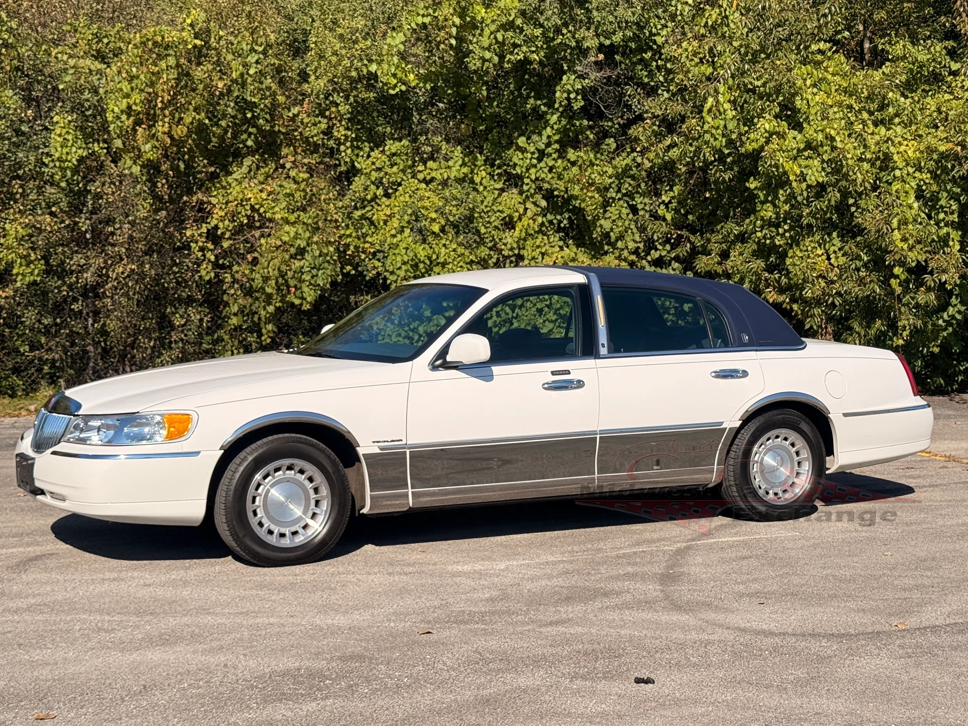 2001 Lincoln Town Car