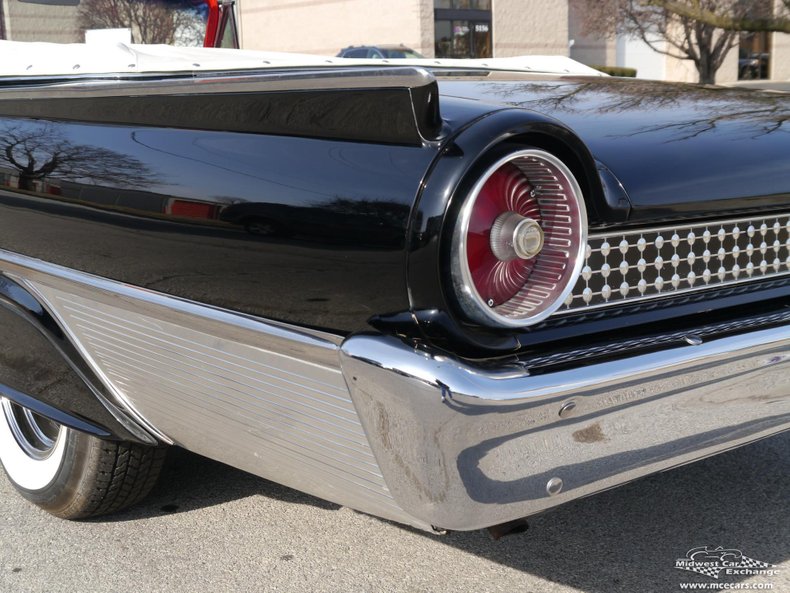 1961 ford sunliner