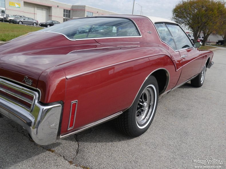 1973 Buick Riviera | Midwest Car Exchange