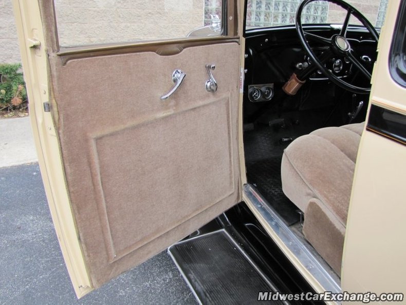 1932 chevrolet 5 window sport coupe
