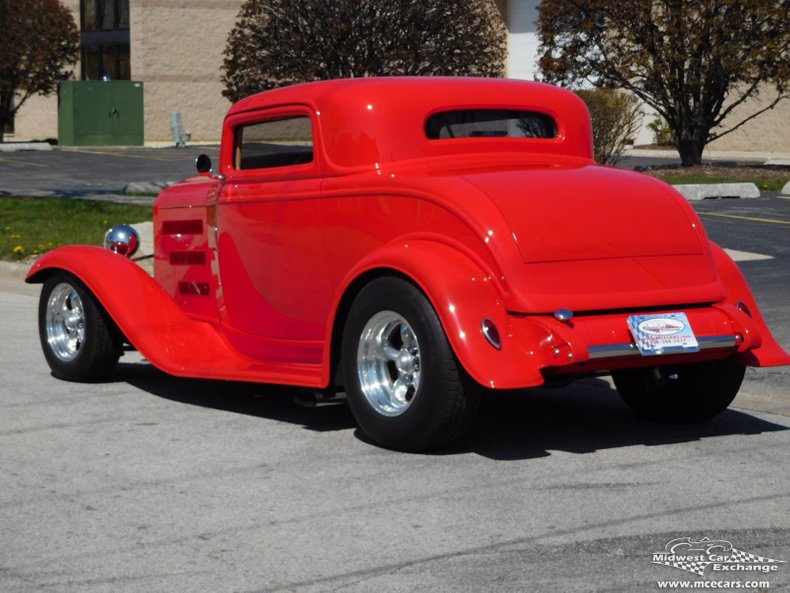 1932 ford 3 window coupe