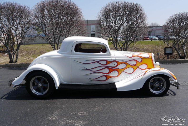1934 ford 3 window coupe