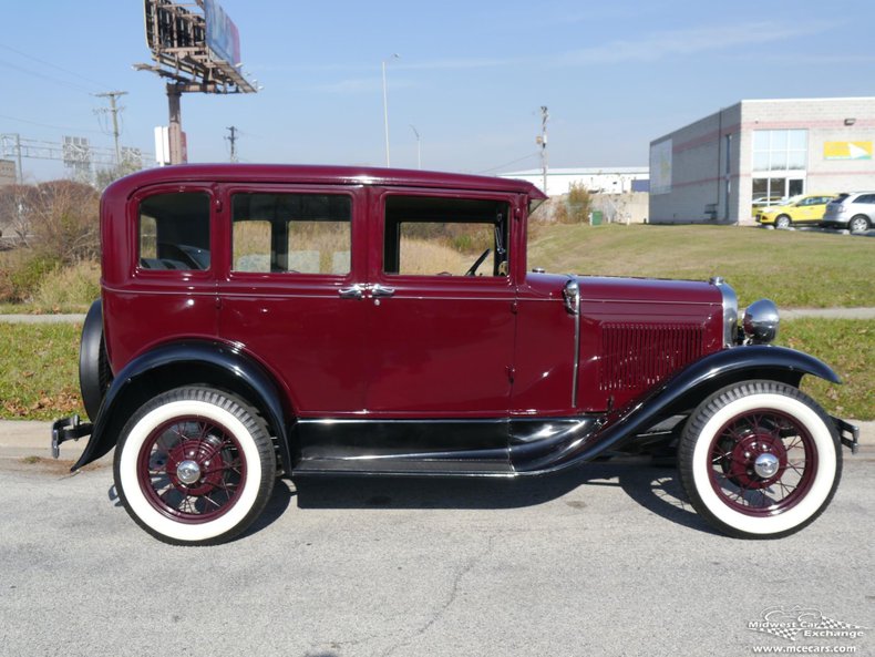 1930 ford model a deluxe fordor town sedan