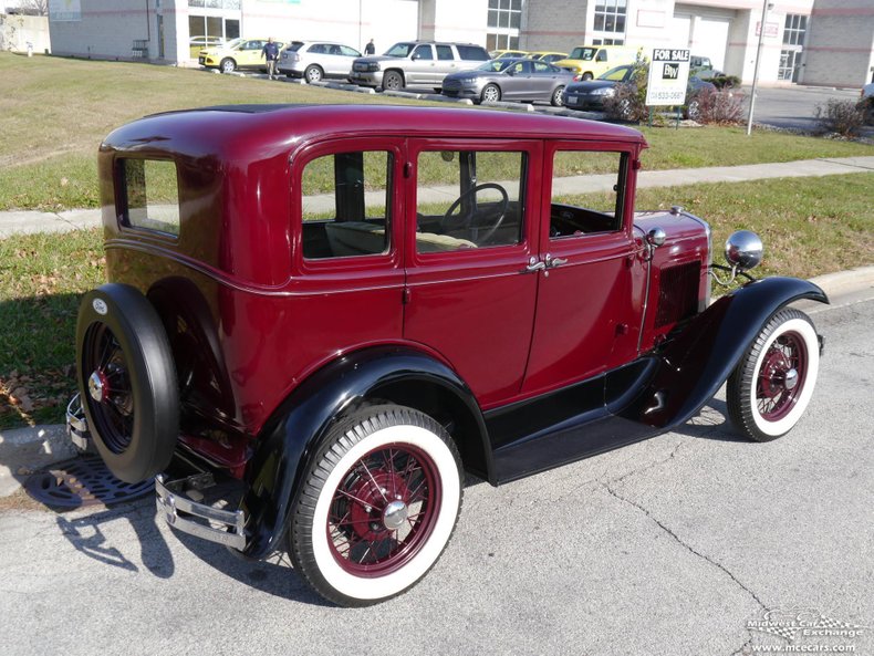 1930 ford model a deluxe fordor town sedan