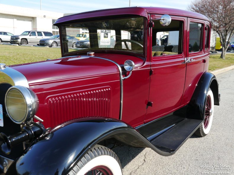 1930 ford model a deluxe fordor town sedan