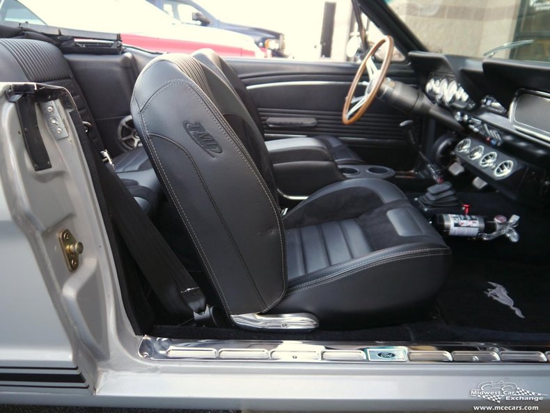 1966 ford mustang convertible