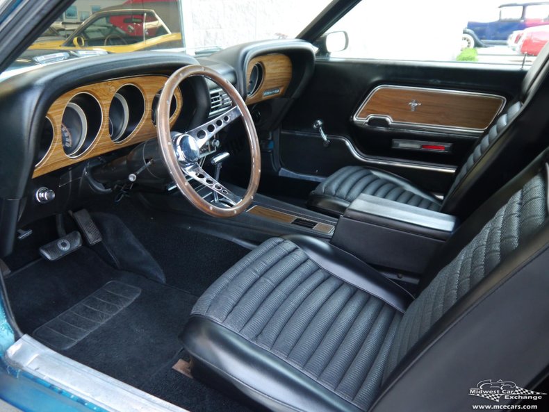 1969 ford mustang sportsroof fastback