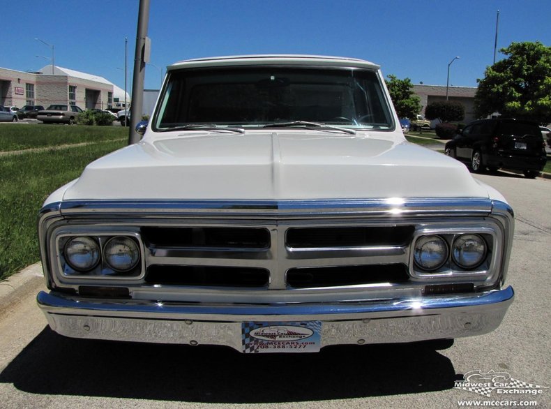 1970 gmc stepside 1 2 ton pickup